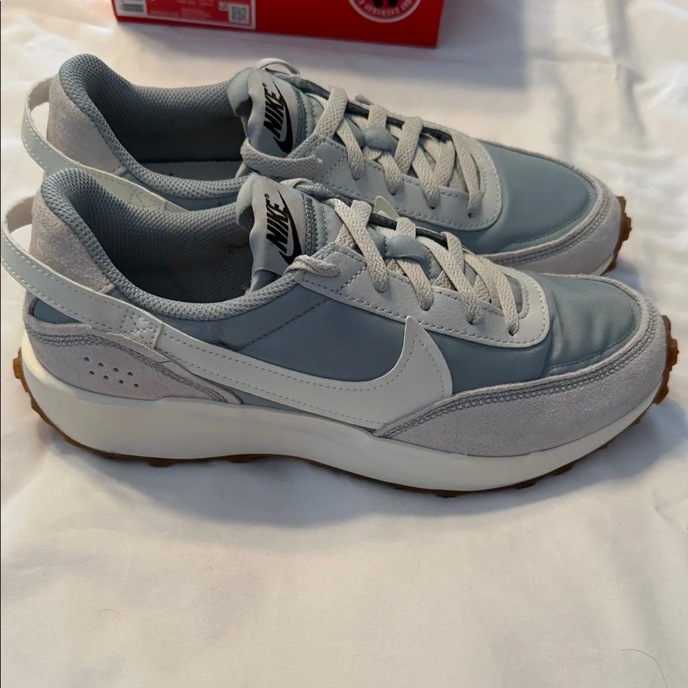 Nike Women's blue and white Waffle Sneakers - Picture 2 of 3